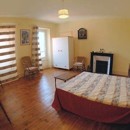فندق Saint-Germain-Lembronفي  La Maison De Mariecamille المظهر الخارجي الصورة